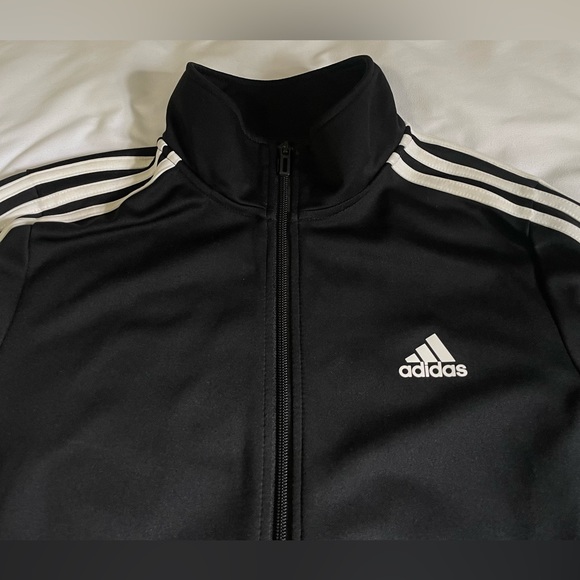 ADIDAS Zip-Up Jacket! - Picture 4 of 17